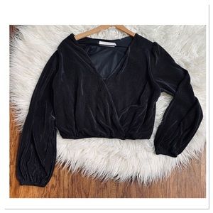 ASTR Pleated Surplice Wrap Long Sleeve Top Black Size Medium